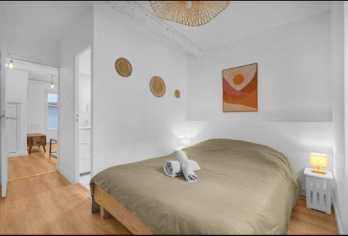 Saint - Michel Apartment | Grand deux pièces - Proche métro - Terrasse