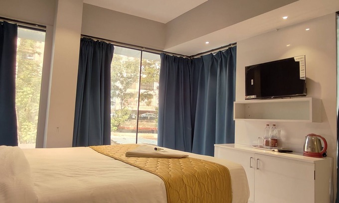 Jogeshwari West Hotel | Grand Dyad Hotel