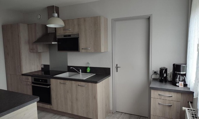 Creil Apartment | Grand et superbe appartement proche Paris