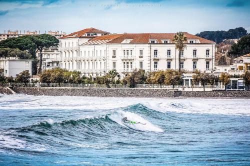 Les Sablettes Hotel | Grand Hotel Des Sablettes Plage, Curio Collection By Hilton