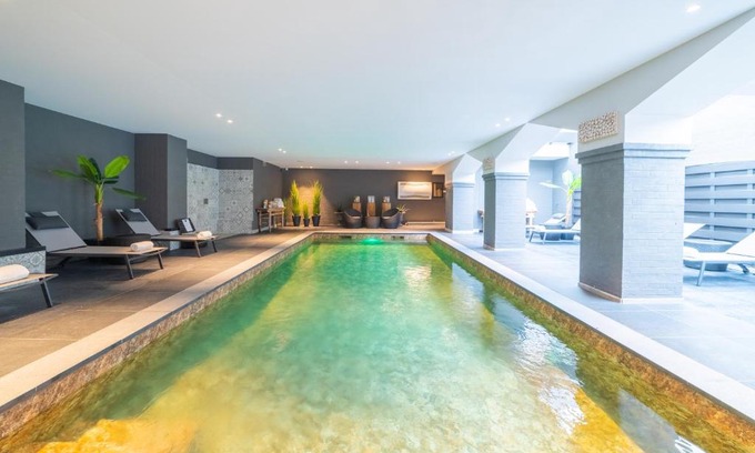 Historical Center Bruges Hotel | Grand Hotel Normandy by CW Hotel Collection