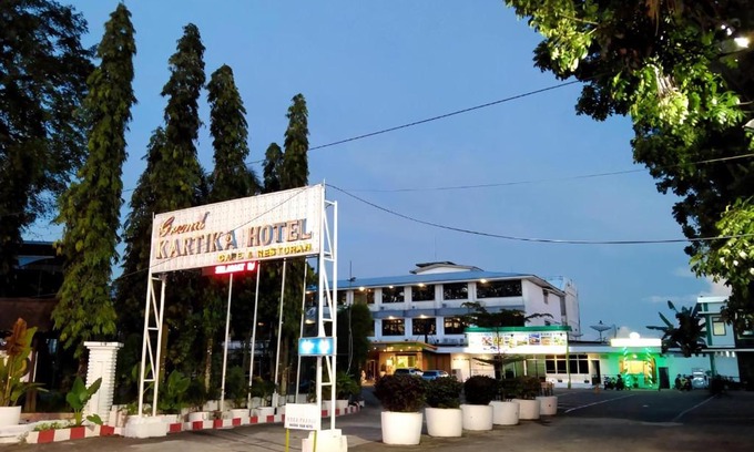 Pontianak Hotel | Grand Kartika Hotel