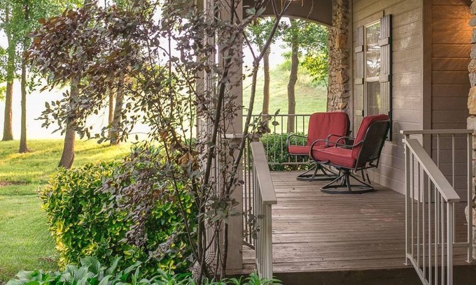 Afton House | Grand Lake's Monkey Island & Shangri La Golf House