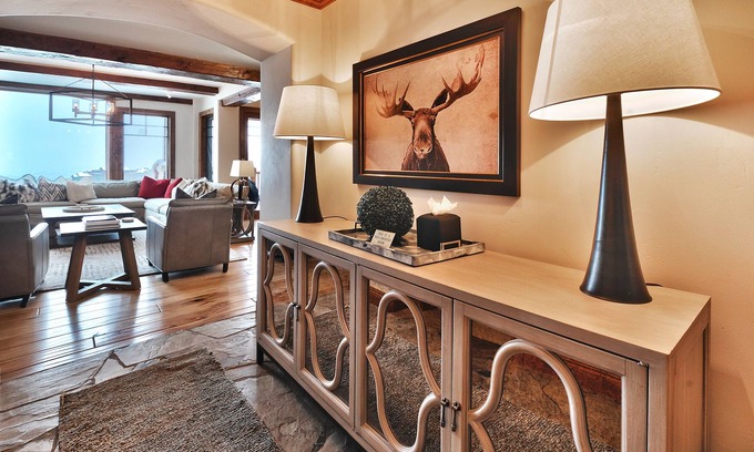 Empire Pass Condo | Grand Lodge Luxurious 3 bedroom Deluxe ski-in/ski-out condo