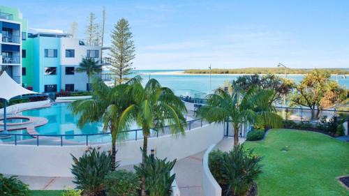 Caloundra Apartment | Grand Pacific Unit 19