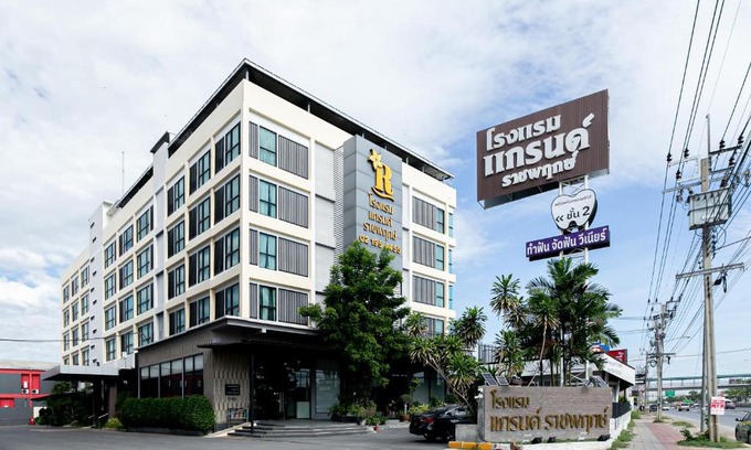 Bang Phlap Hotel | Grand Ratchapruek Hotel