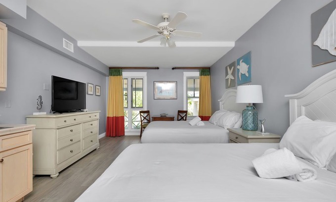 Baytowne Wharf Apartment | Grand Sandestin 2211| with Free Daily Activities!| Walk to Baytowne Wharf