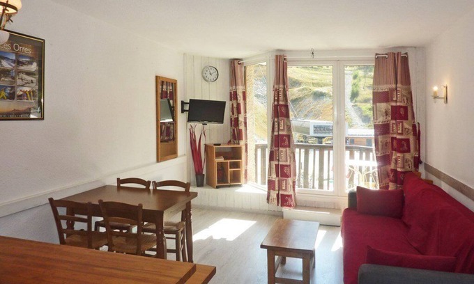 Les Orres Apartment | Grand Studio de 4 Personnes en Coeur de Station vue Pistes