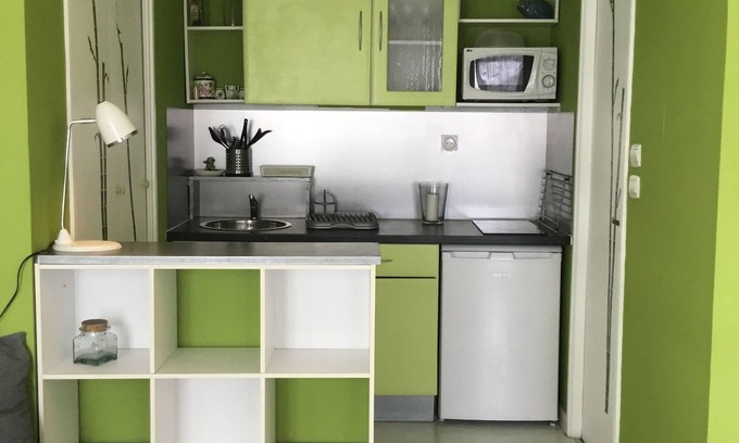 Montpellier Apartment | Grand Studio en Hyper Centre au Calme à 100m du Port et de la mer