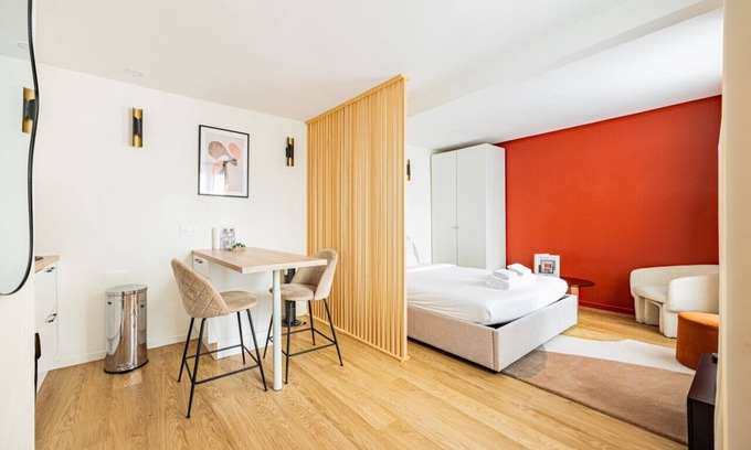 6th Arrondissement Apartment | Grand Studio#jardin Luxembourg#necker#fullequipped