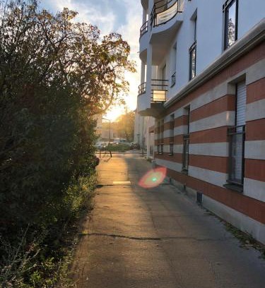 Saint-Pierre - Rene II - Bonsecours Apartment | Grand T2 tout confort 48 M2 - Offre cinéma et sport canal séries, netflix, Dazen, eurosport, apple TV, OCS, paramount, prime vidéo
