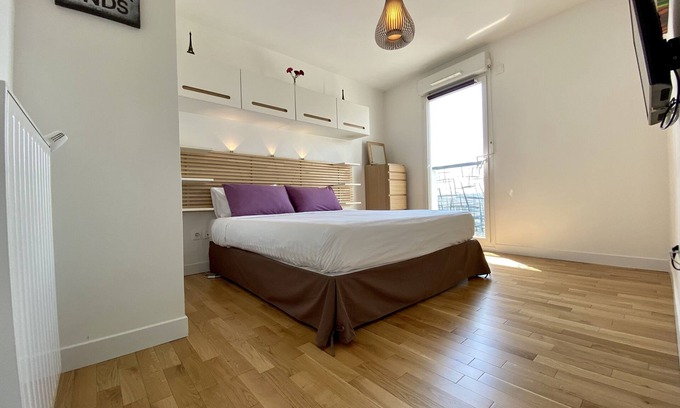 Saint-Ouen Apartment | Grand T3 Proche Paris parking Netflix