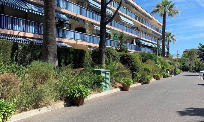 Plaine de la Brague Apartment | Grand T3 Terrasses Jardin