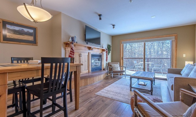 Driggs Condo | Grand Teton & Yellowstone Parks! New Updates! Hot tubs & Gym! Super Clean!