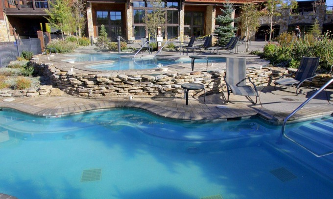 Four O'Clock Apartment | Grand Timber Lodge