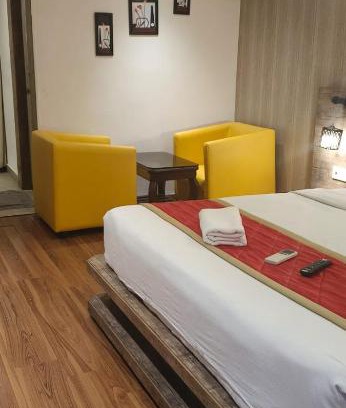 Krishnarajapura Hotel | Grand view Business hotel