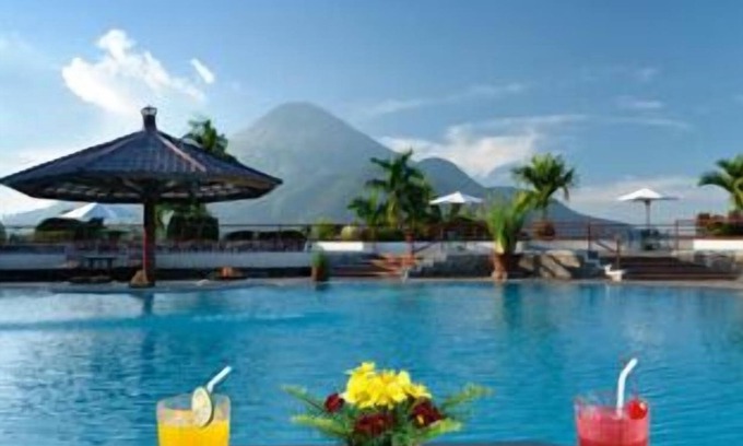 Trawas Hotel | Grand Whiz Hotel Trawas