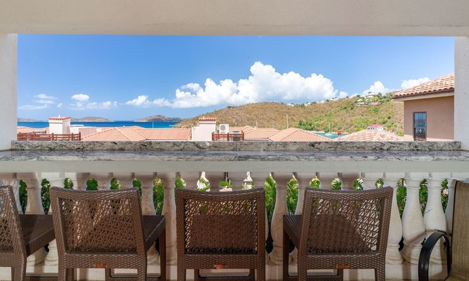 Estate Enighed Apartment | Grande Bay Resort “Somewhere in the Sun" Studio- Summer Sale now in Paradise!