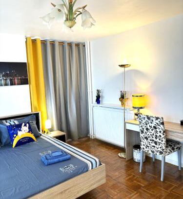 Quartier de la Chapelle House | Grande Chambre ARENA