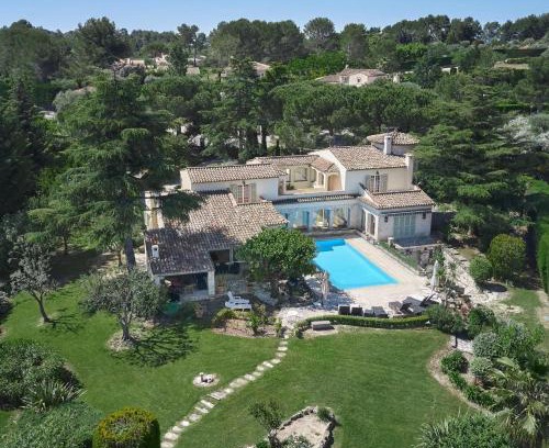 Mouans-Sartoux Villa | Grande Luxueuse villa familiale