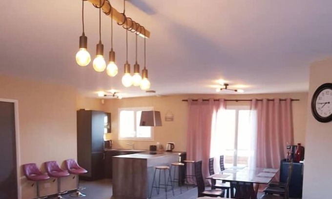 Beychac-et-Caillau House | Grande Maison Près Bordeaux, Parking Gratuit