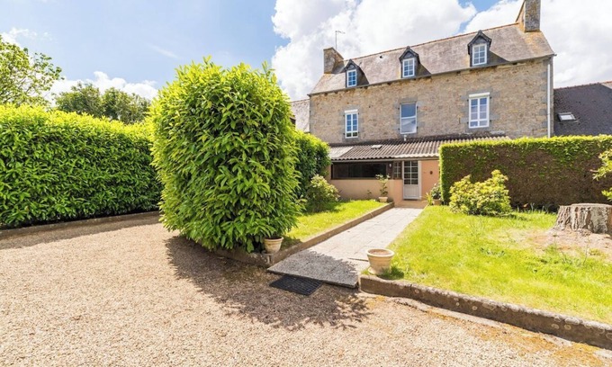 Gommenec'h House | Grande Maison, Confort et Nature a Gommenec'h