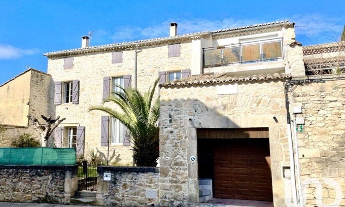Saint-Gervais House | Grande Maison de Village Avec Terrasse et Cours Privées, Vallée de la Cèze