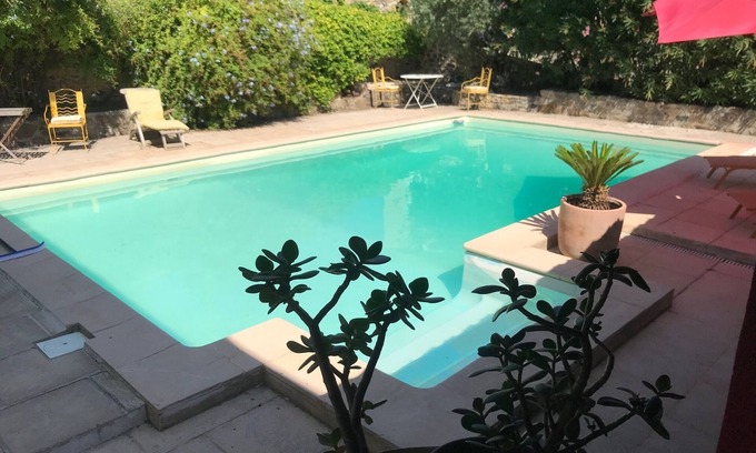 Peret House | Grande Maison Familiale de Charme, Jardin, Piscine 12 Pers., 5 Ch., 4 Sdb, 4 wc