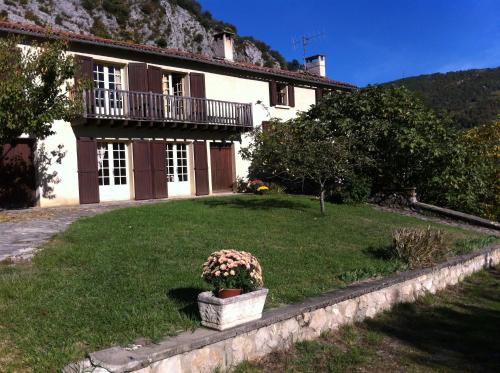Foix House | grande maison familiale