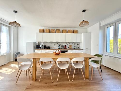 Ploermel Villa | Grande maison familiale