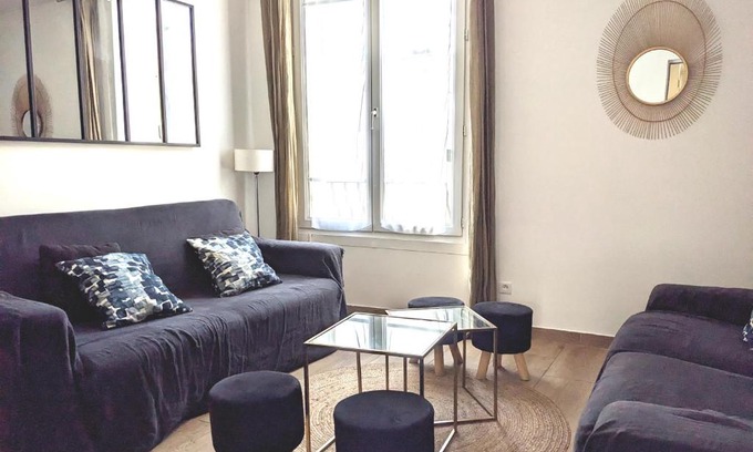 Romainville Villa | Grande maison rénovée, 10 pers, métro 7 min, Paris centre 20 min, supermarché 100 m