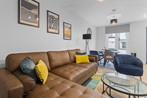 Eastbourne City Centre Apartment | Grande View 7