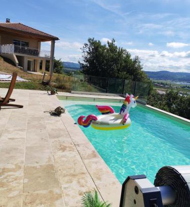 Andance Villa | Grande villa avec Piscine chauffée et privée