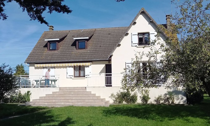 Brehal Villa | Grande Villa Familiale au Bord de mer