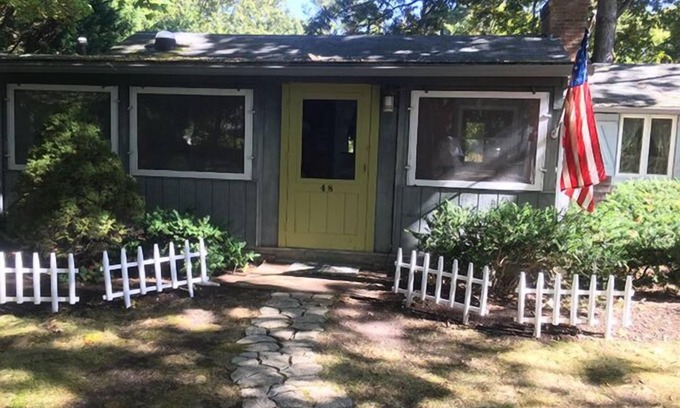 Brewster House | Grandfather's Lane charmer