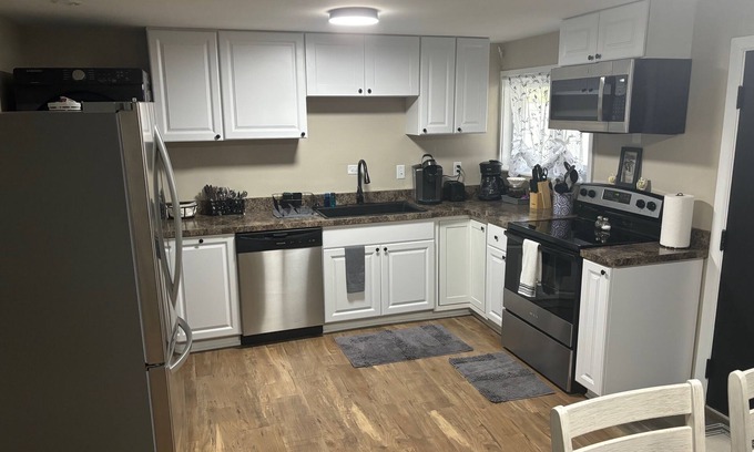 Kettering House | Grandma & Papaw's Family Heid-A-Way/Kettering 4 Beds