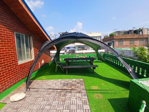 Anseong House | Grandmother's Vegetable garden