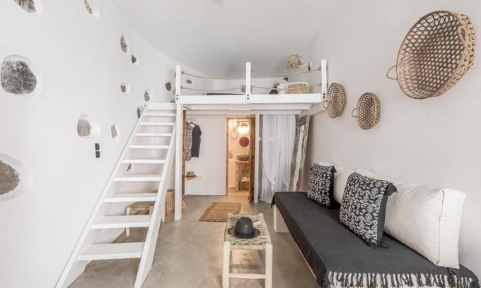 Milos House | Grandpa's House