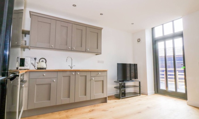 Bury St Edmunds Cottage | Grange Barn