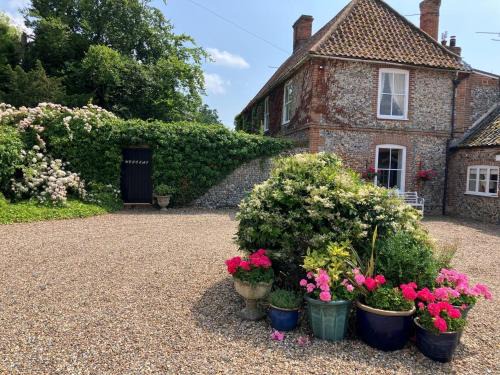 Euston Bed & Breakfast | Grange Farm