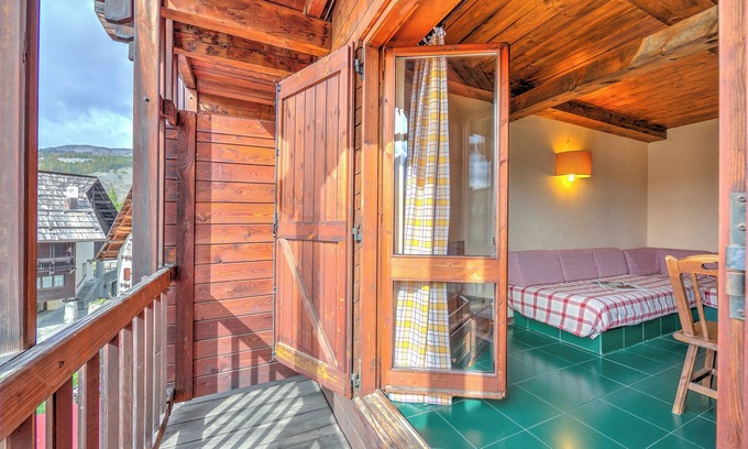 Grangesises Apartment | Grange Hike & Ski - 28D Sestriere