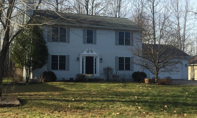 Rib Mountain House | Granite Peak - Ski/Snowboarding/Spacious House . 7 Miles/1200 Yards Away!