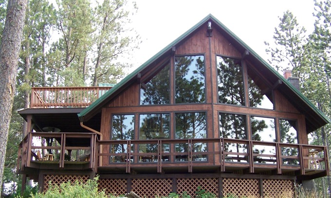 Custer Cabin | Granite Reef Cabin on hill top
