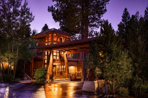 Truckee Hotel | Gravity Haus Truckee-Tahoe