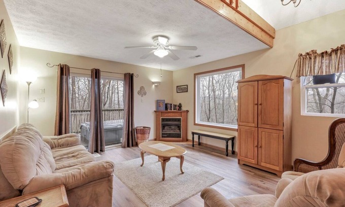 Rockbridge Cottage | Gray Manor (Hocking Hills Area)