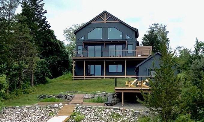 Athens Ski Chalet | Gray Owl Lodge: A Brand New Lakefront Retreat in the Catskills, 15mins to Hudson
