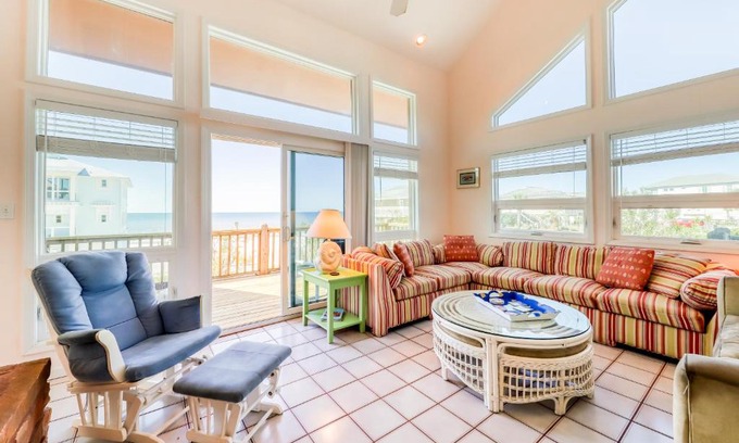 Gulf Trace House | Grayton Beach "Inn The Pink" 95 High Dune Drive (House)