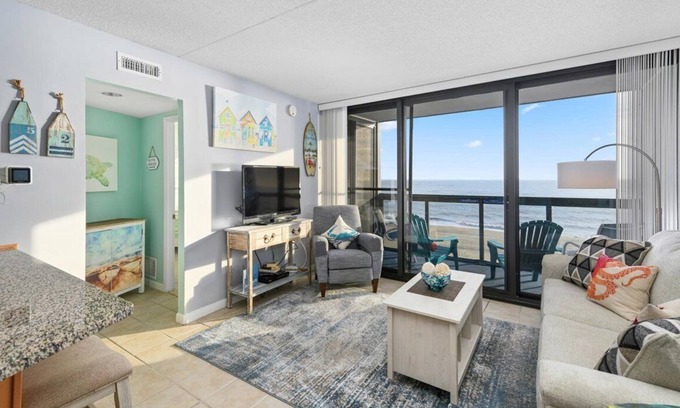 North Ocean City Condo | Great 2 BR Unit with an Indoor and Outdoor Pool and Tons of Amenities!