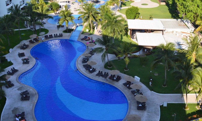 Nuevo Vallarta Apartment | Great and beautiful front beach apartment.