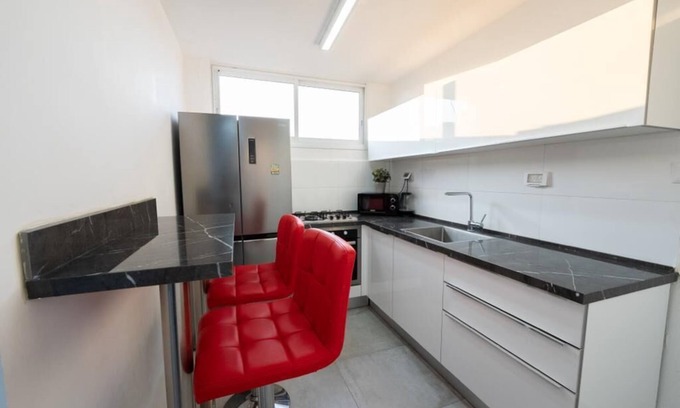 Bat Yam Apartment | Great apartment in good place